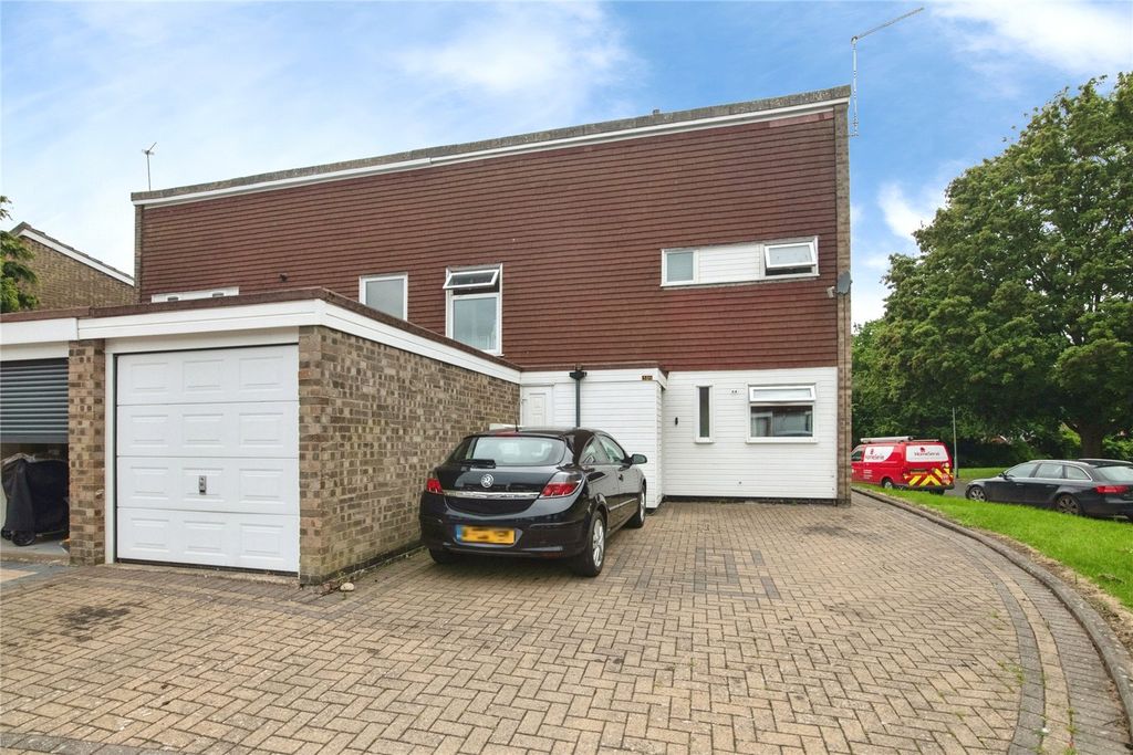 Property photo 1 of 23 Picture No. 32