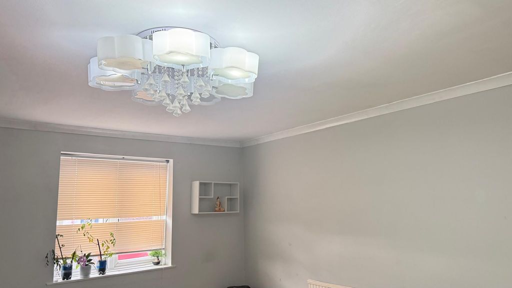 Property photo 2 of 4