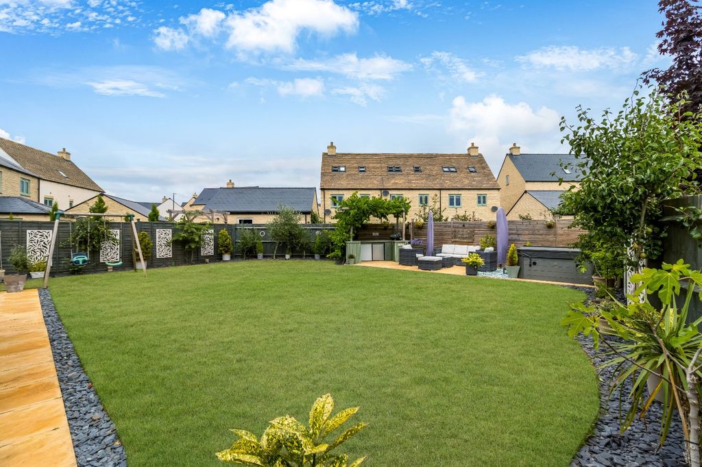 Property photo 2 of 40 Picture No. 62