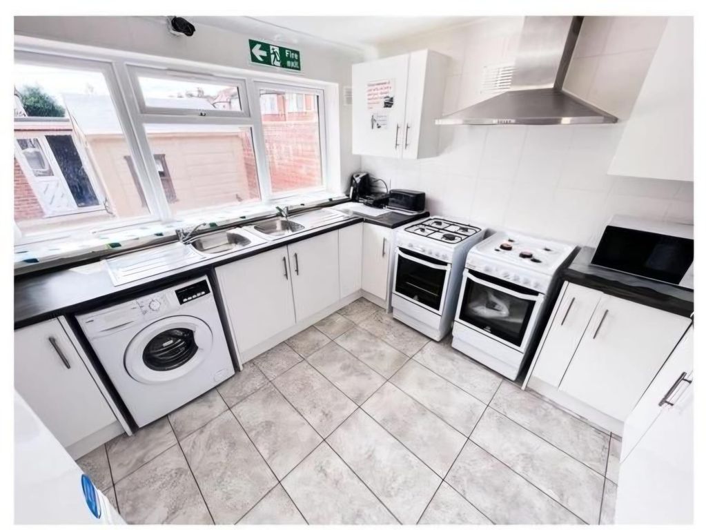 Property photo 2 of 2