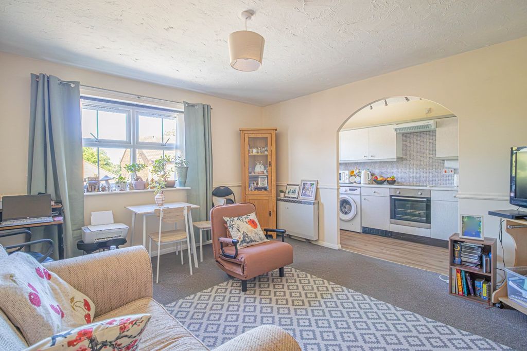Property photo 2 of 7 5542542