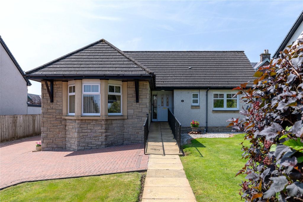 Property photo 1 of 31 Picture No. 01