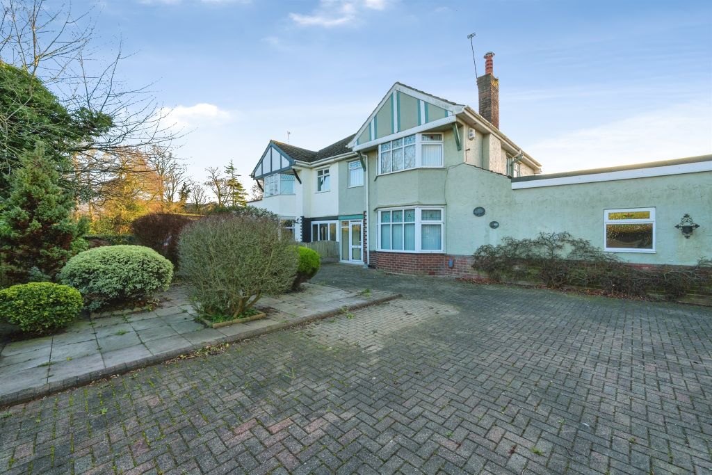 Property photo 1 of 20