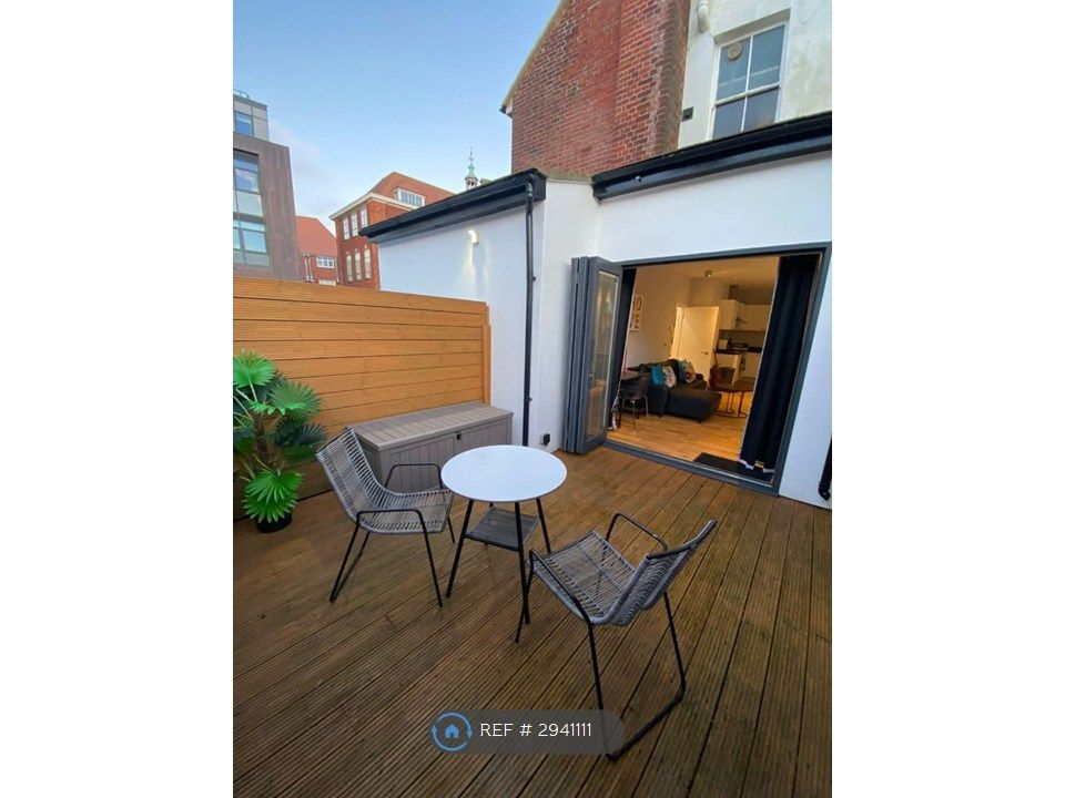 Property photo 3 of 13 Patio