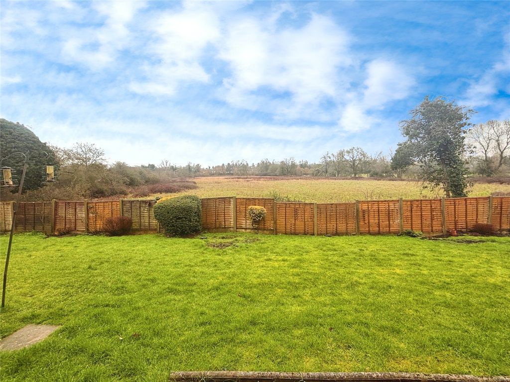 Property photo 2 of 16 Communal Area