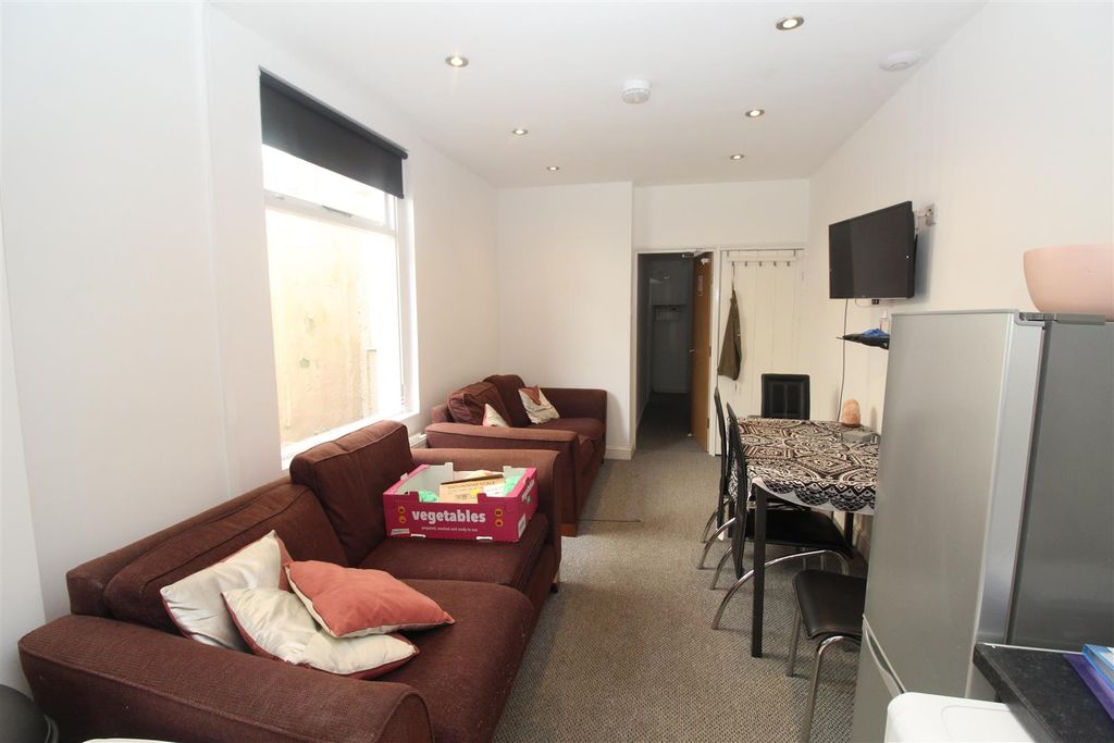 Property photo 2 of 23 Img_2329.Jpg