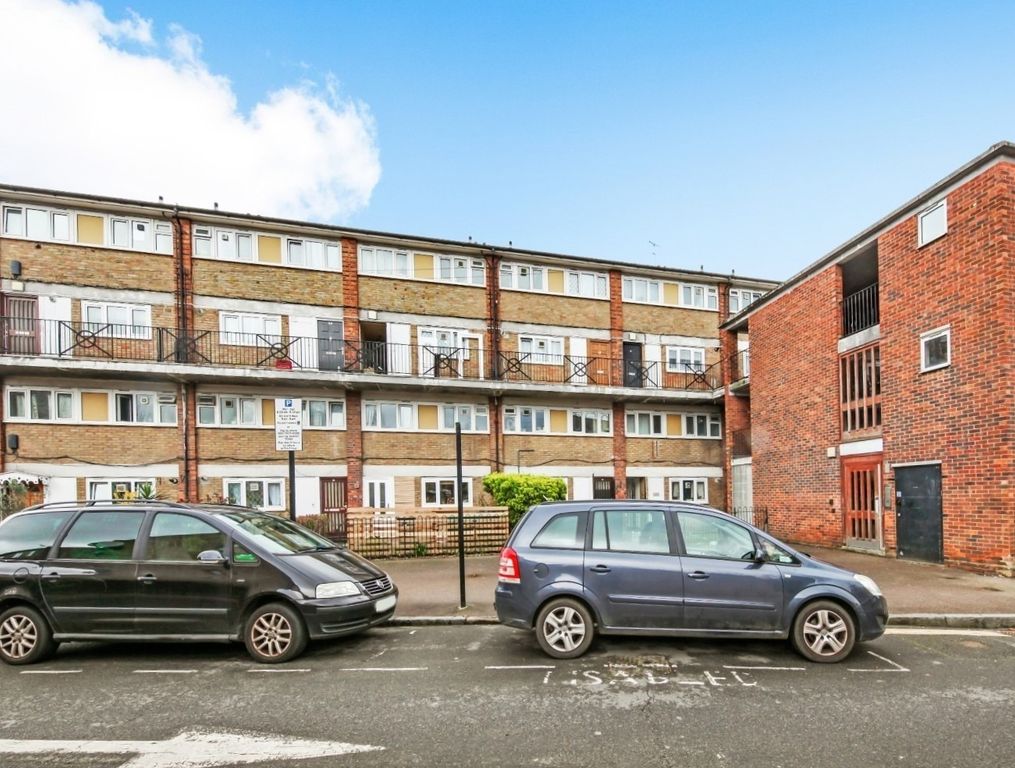 Property photo 1 of 9 3352112