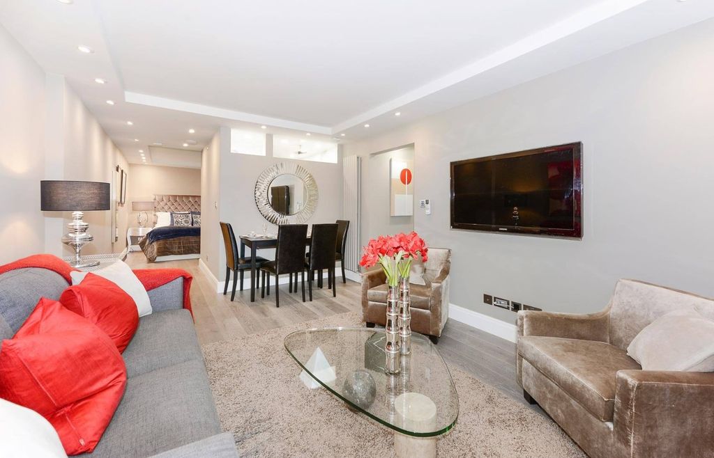 Property photo 1 of 10 4313410