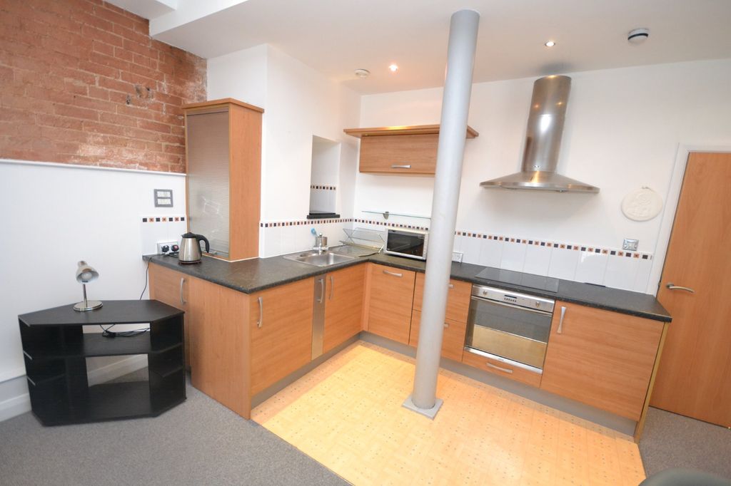 Property photo 2 of 11