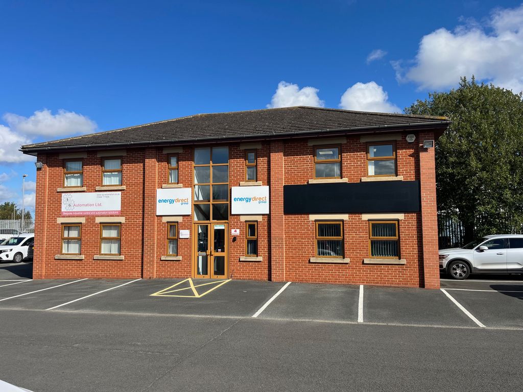 Property photo 1 of 9 Unit 4