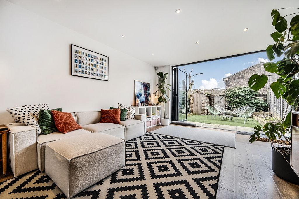 Property photo 1 of 22 1425087-6-69B1946...