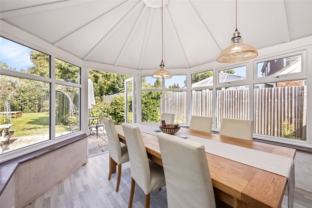 Property photo 3 of 22 Picture No. 34