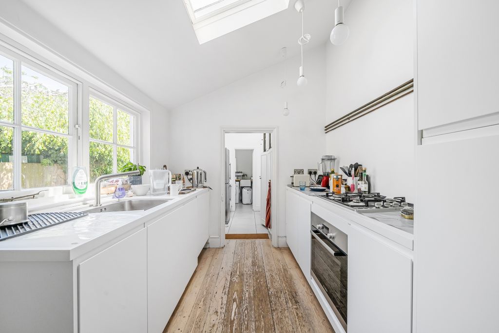 Property photo 2 of 8 1123220 (3)