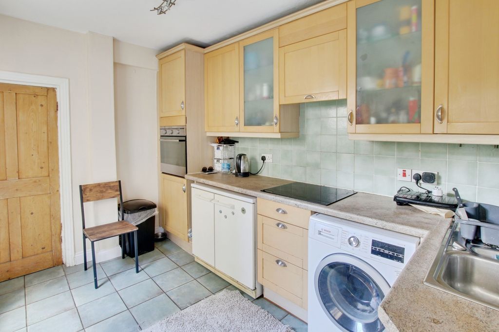 Property photo 2 of 9