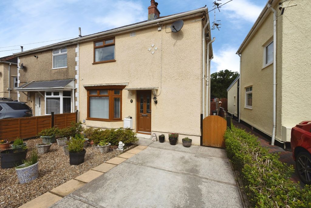 Property photo 1 of 18 Pbox-Img.Jpg