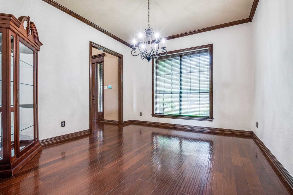 Property photo 2 of 24 <Alttext/>