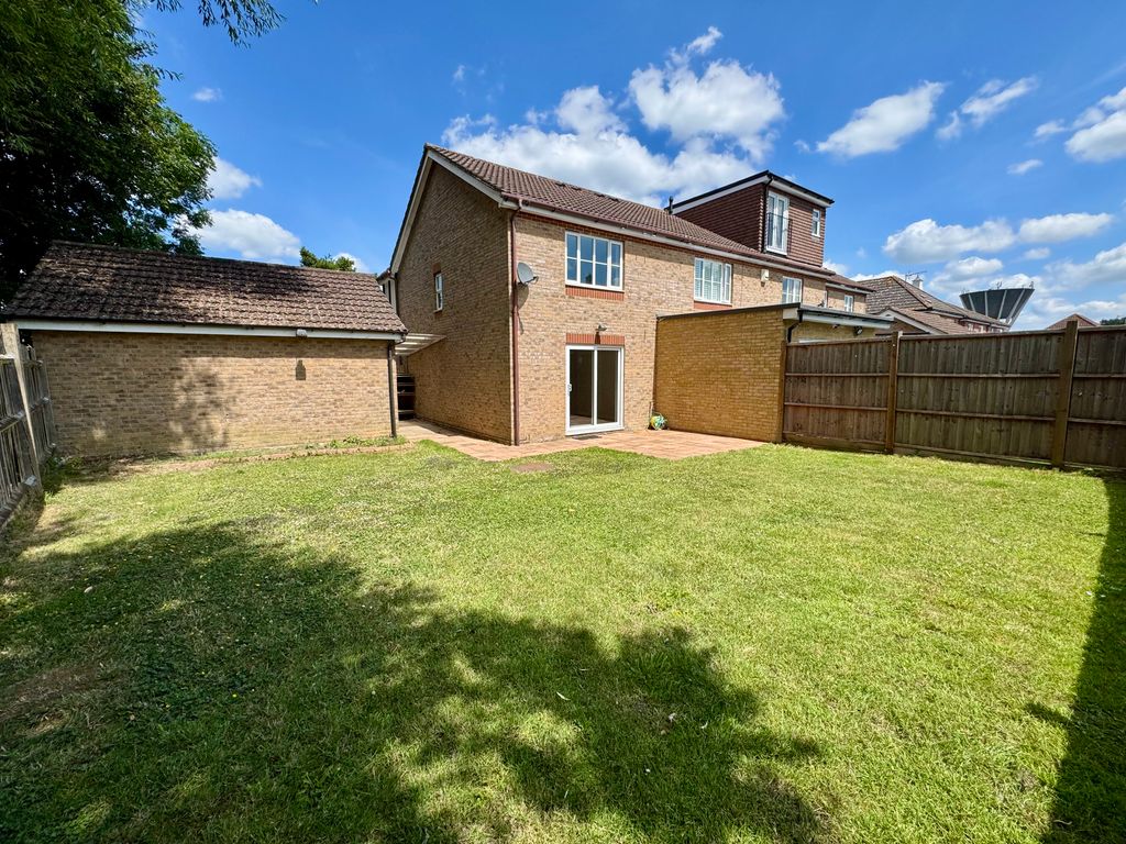 Property photo 2 of 14