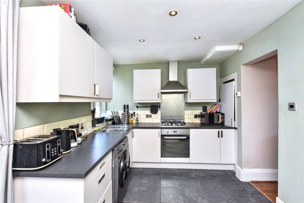 Property photo 3 of 18 Picture No. 04