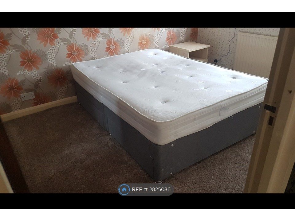 Property photo 2 of 25 Single Room Bed