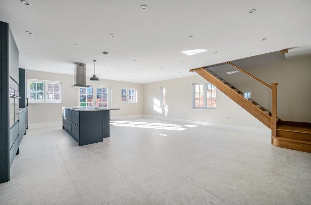 Property photo 3 of 25 1438349  (28).Jpg