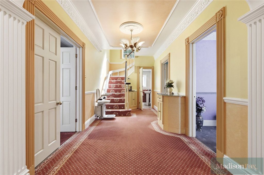 Property photo 2 of 25 Picture No. 09