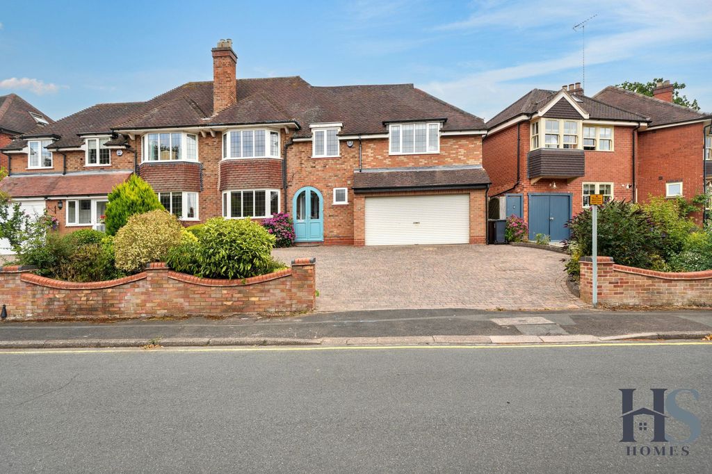Property photo 1 of 30
