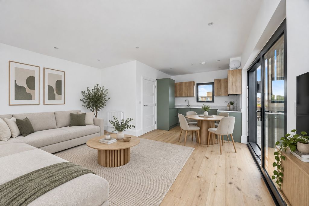 Property photo 1 of 43 5476220