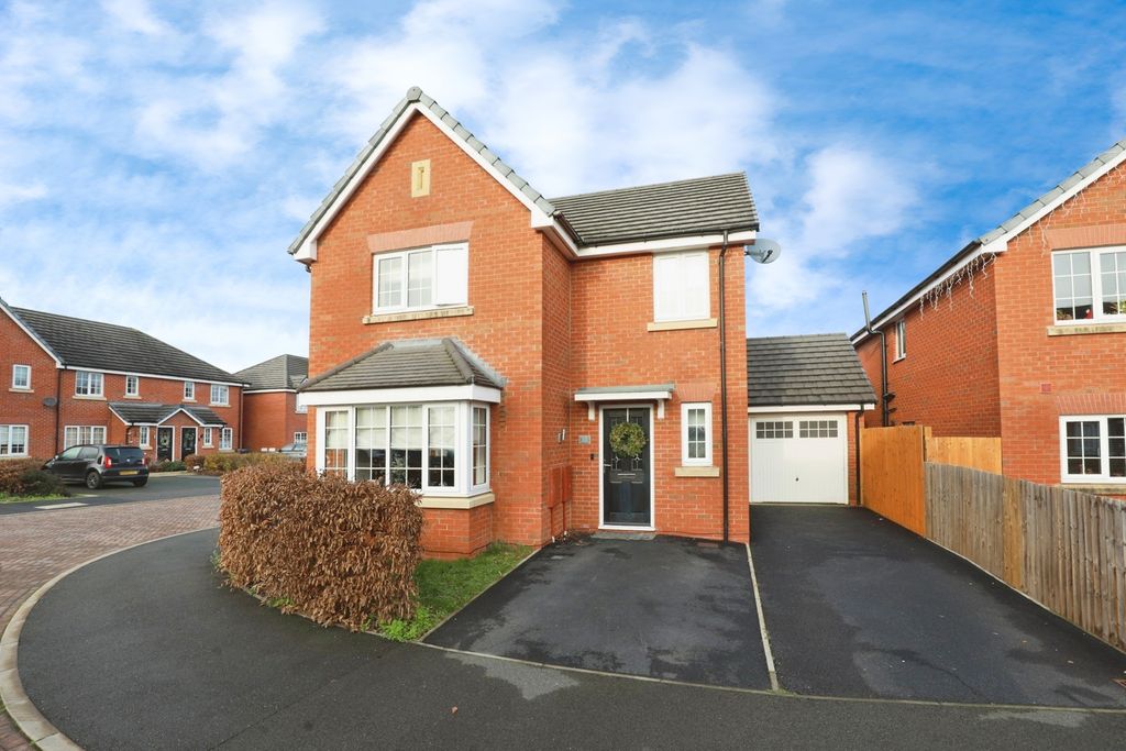 Property photo 1 of 17 Pbox-Img.Jpg