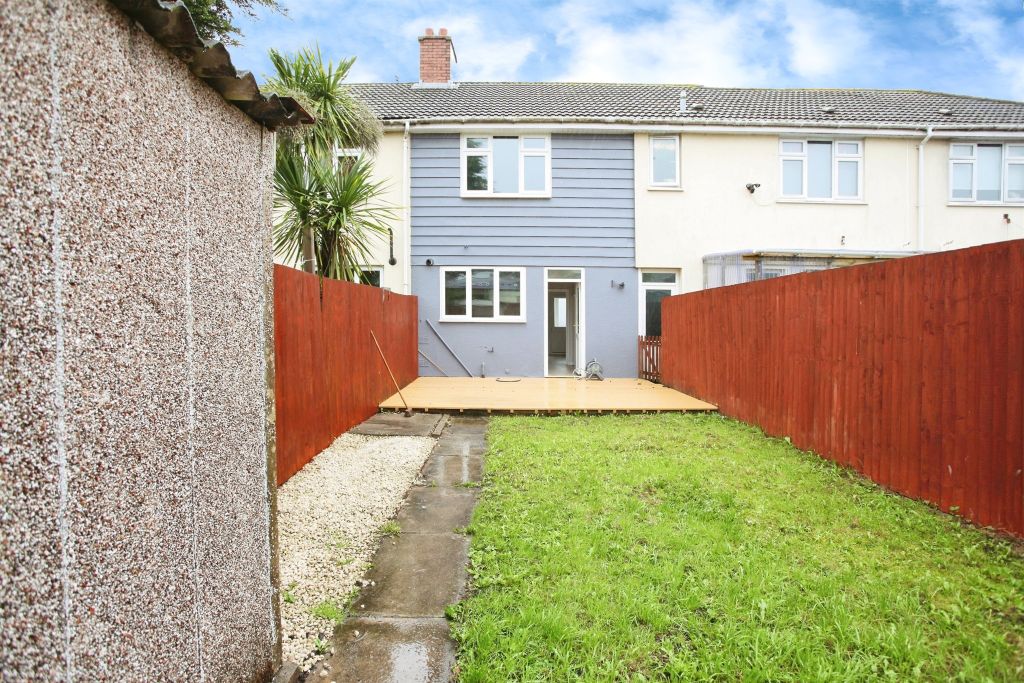 Property photo 2 of 16