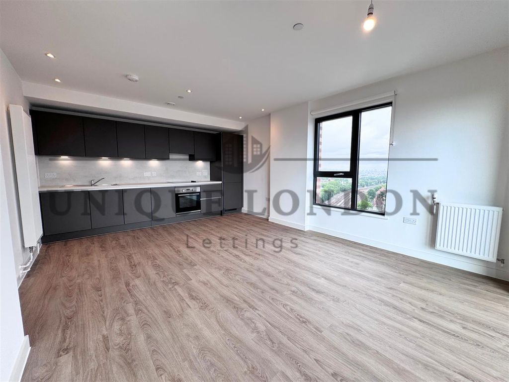 Property photo 2 of 9 287.Png