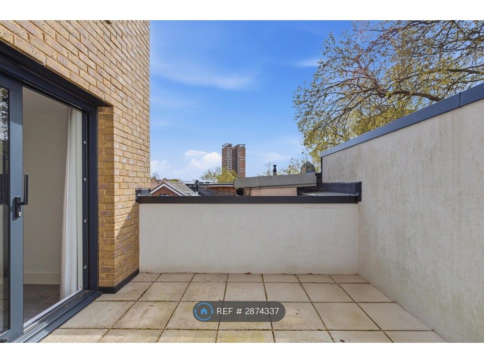 Property photo 3 of 8