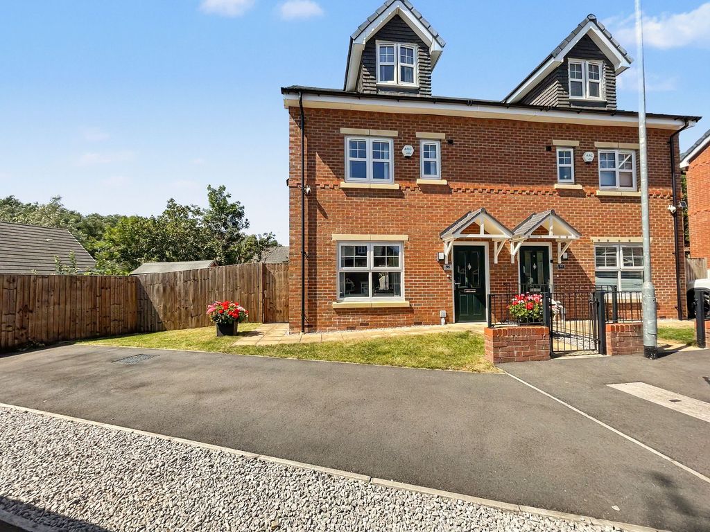 Property photo 1 of 25