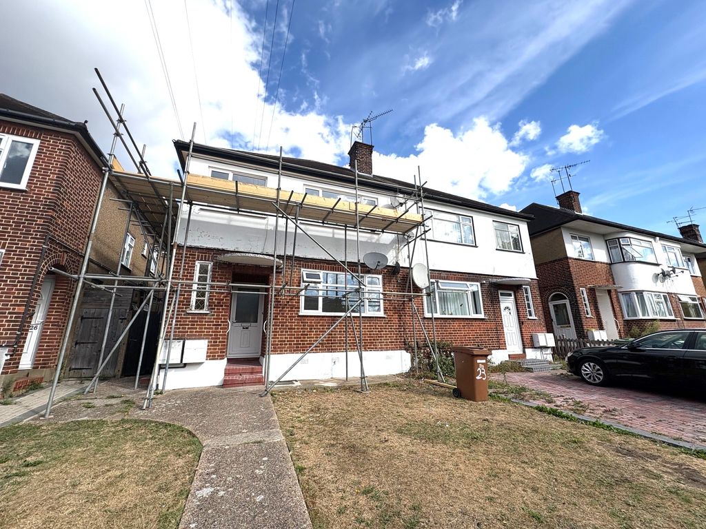 Property photo 1 of 8 23Imperialcloseext.Png