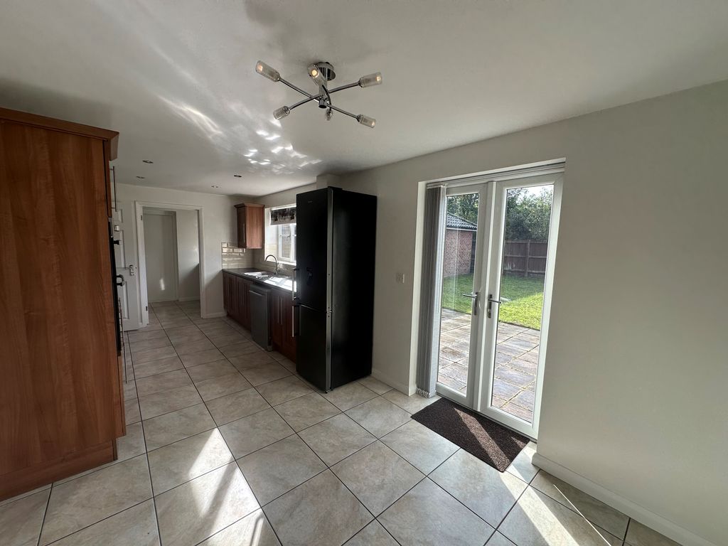 Property photo 3 of 21 View