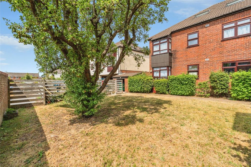 Property photo 3 of 12 Picture No. 44