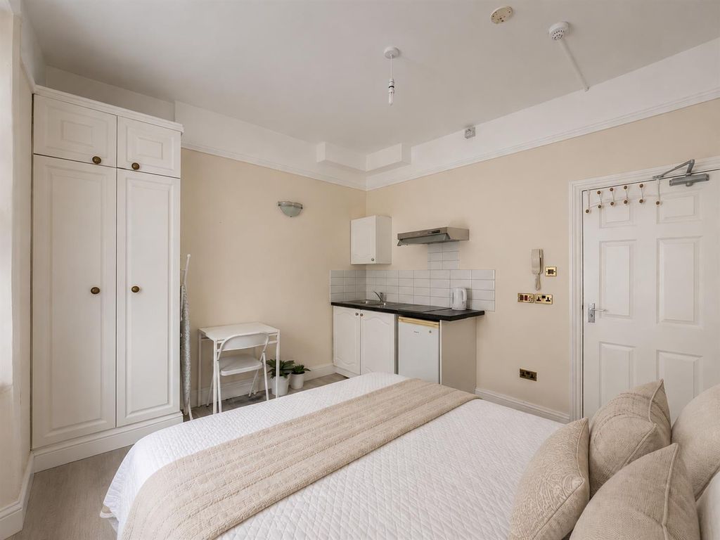 Property photo 3 of 3 7273Bdda-E8A9-4Cbf-972E-47Cfc3A1Ad18.Png
