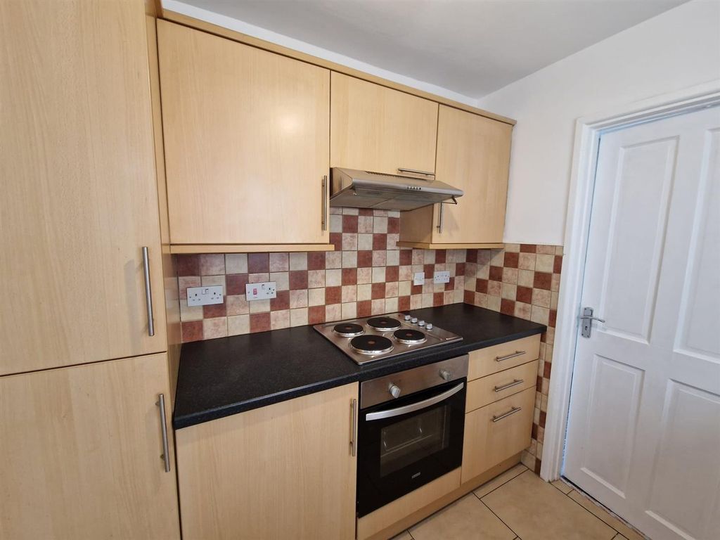 Property photo 2 of 16 Whatsapp Image 2026-04-20 At 12.43.32 (8).Jpeg