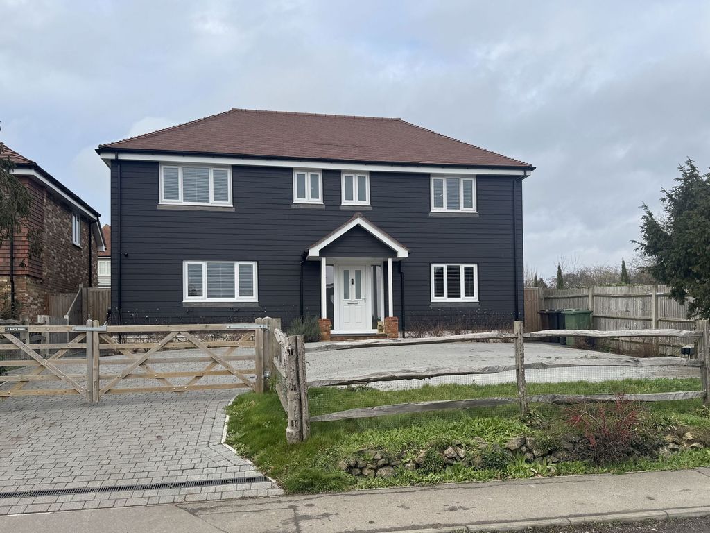 Property photo 1 of 21