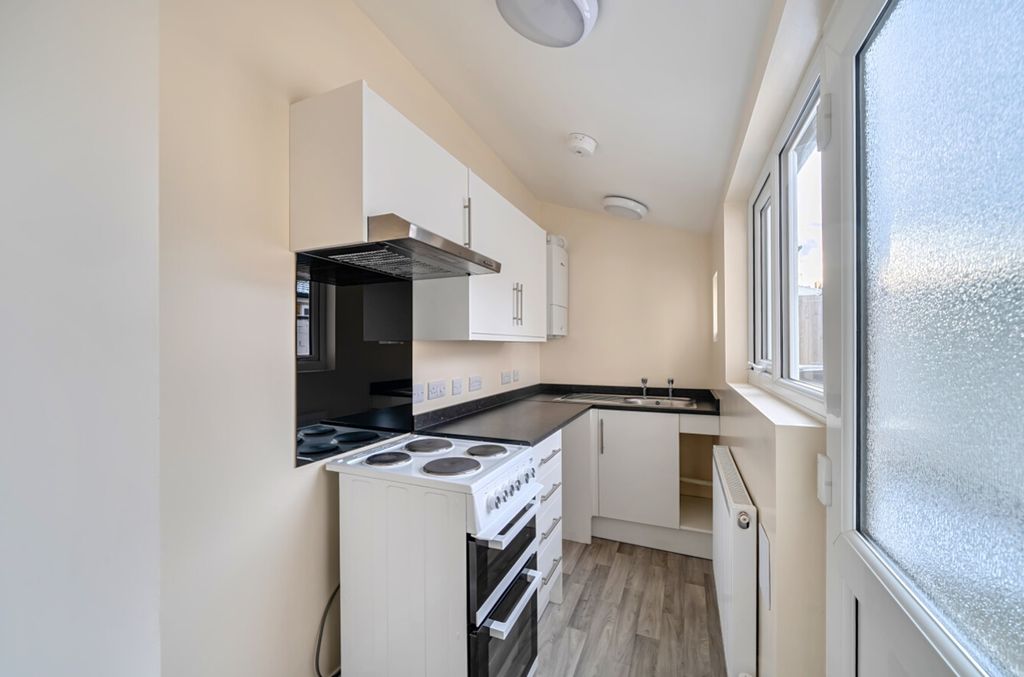 Property photo 2 of 10 1396827-3-695d19673A9A8