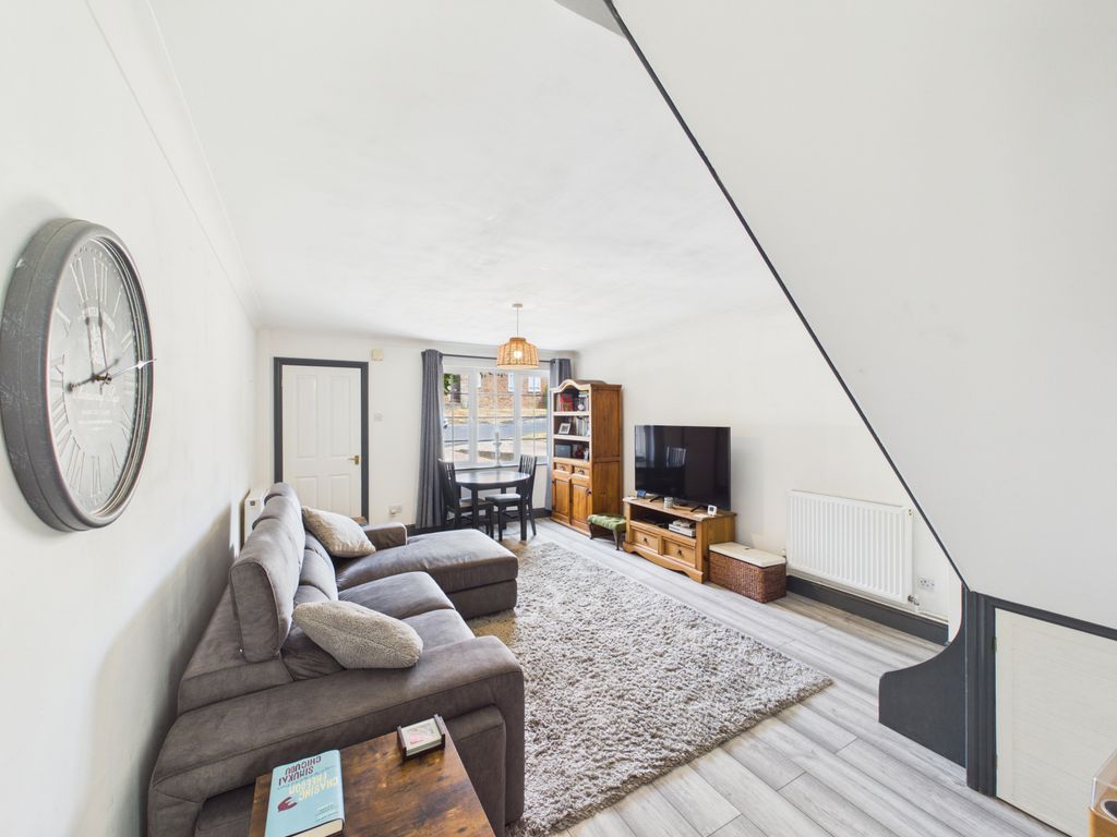 Property photo 3 of 12 Gallery