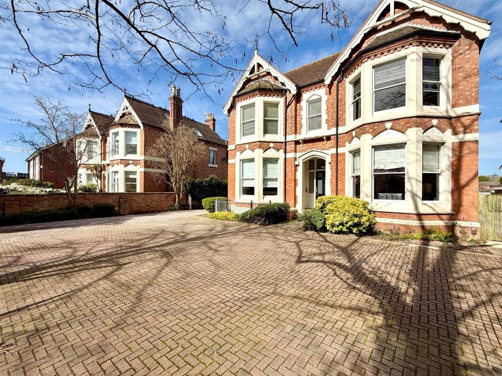 Property photo 2 of 12 Whatsapp Image 2026-03-17 At 17.25.25 (1).Jpeg