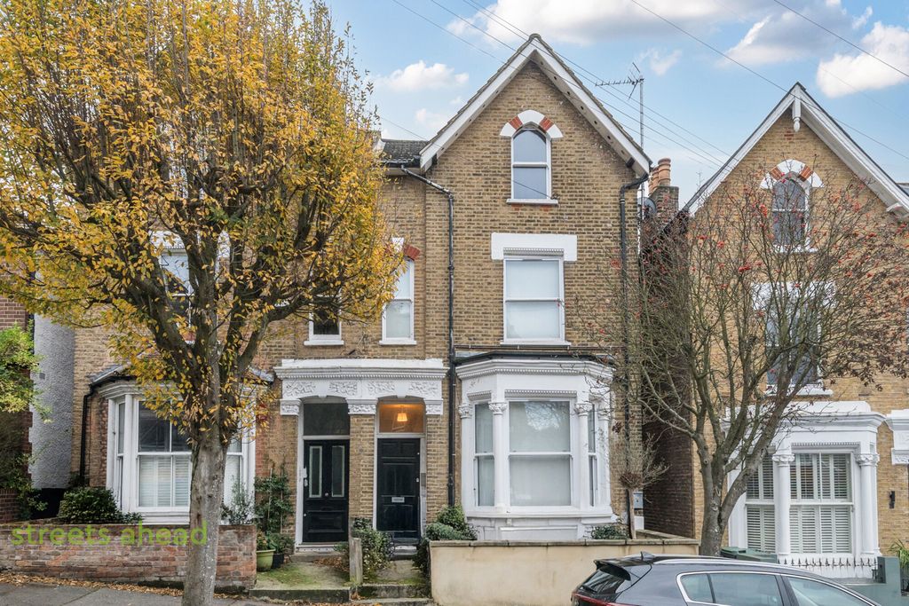 Property photo 3 of 18 A7442070-6193-472...