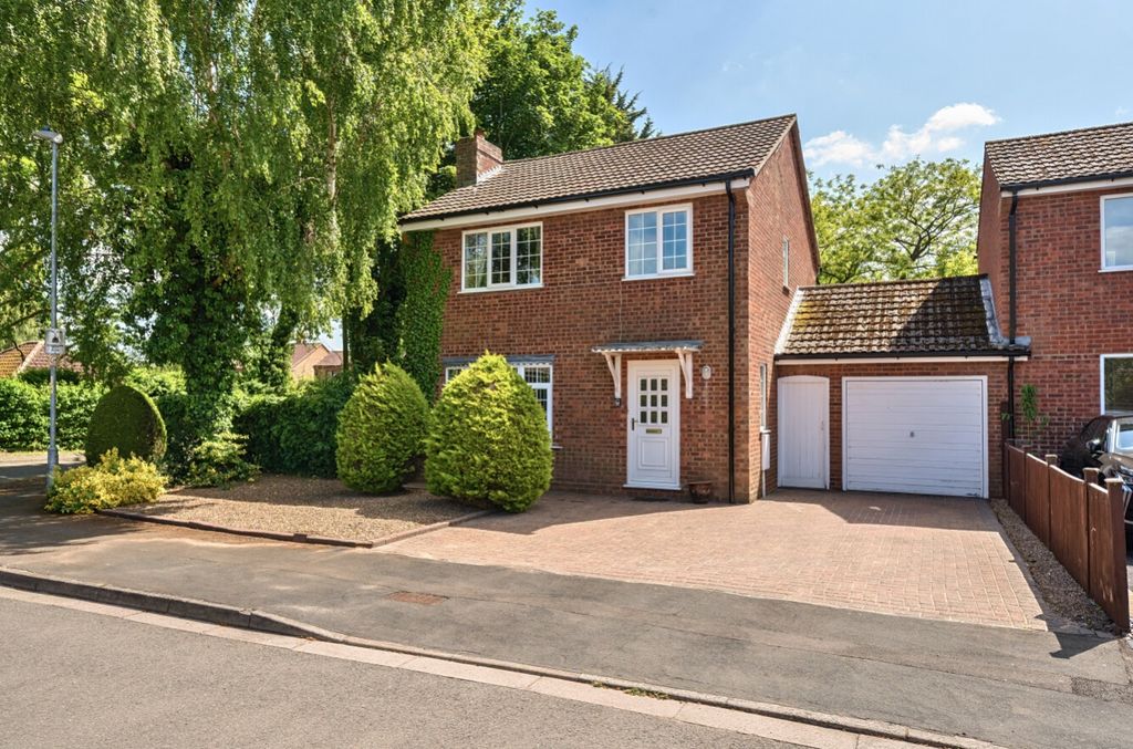 Property photo 1 of 21 1299715-8-682Dd7Fc224De-Arw.Nef (7)