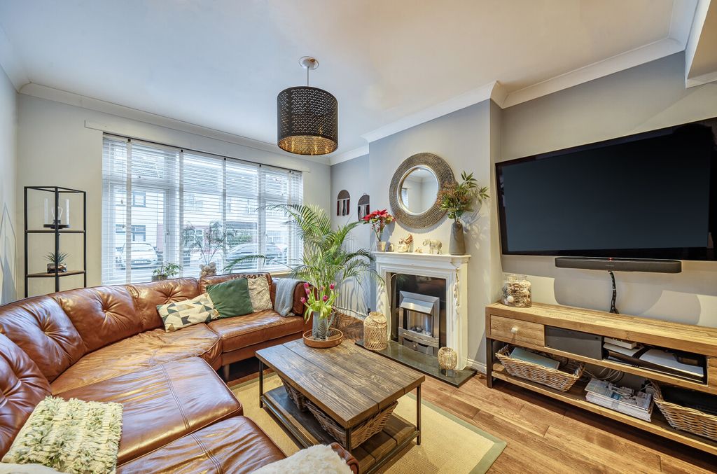 Property photo 1 of 20 Reception Room