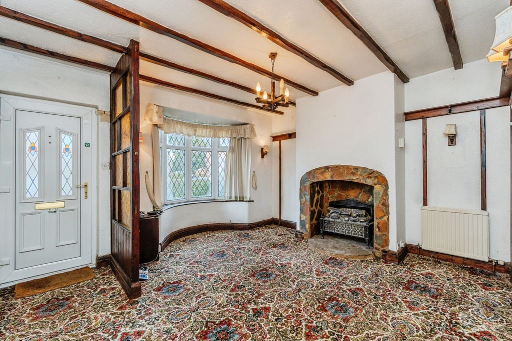 Property photo 3 of 18 Pbox-Img.Jpg