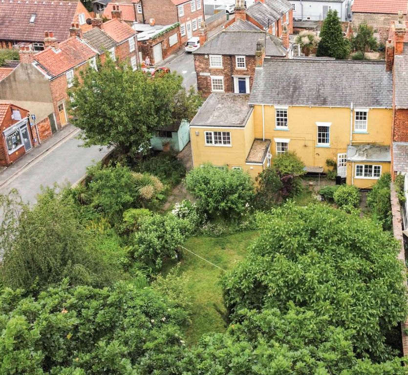 Property photo 1 of 19 1539491