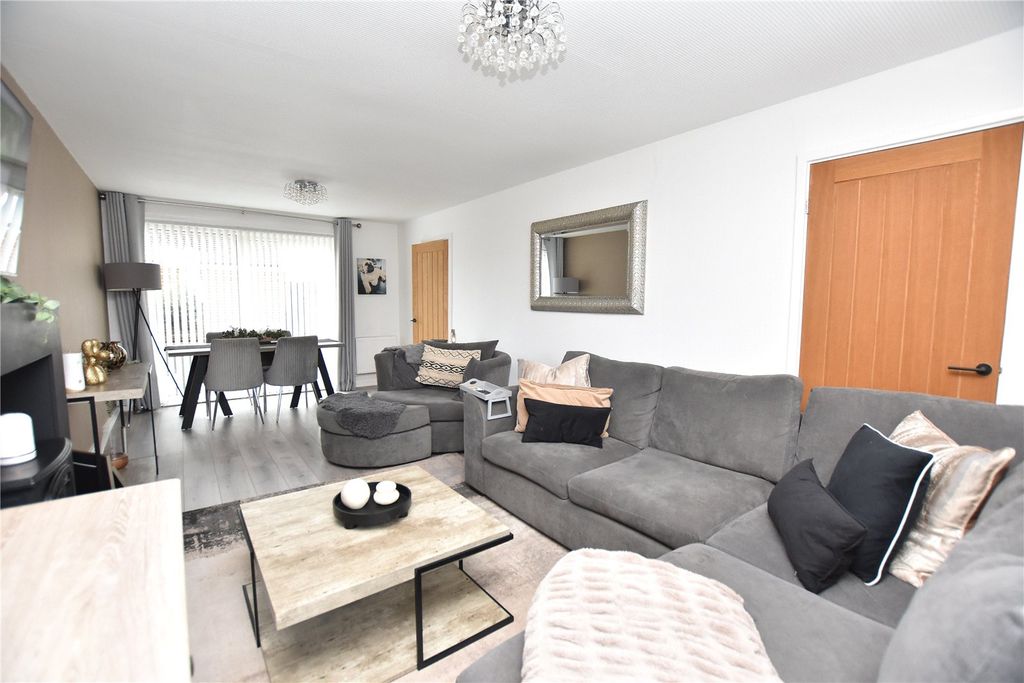 Property photo 2 of 16 Picture No. 08