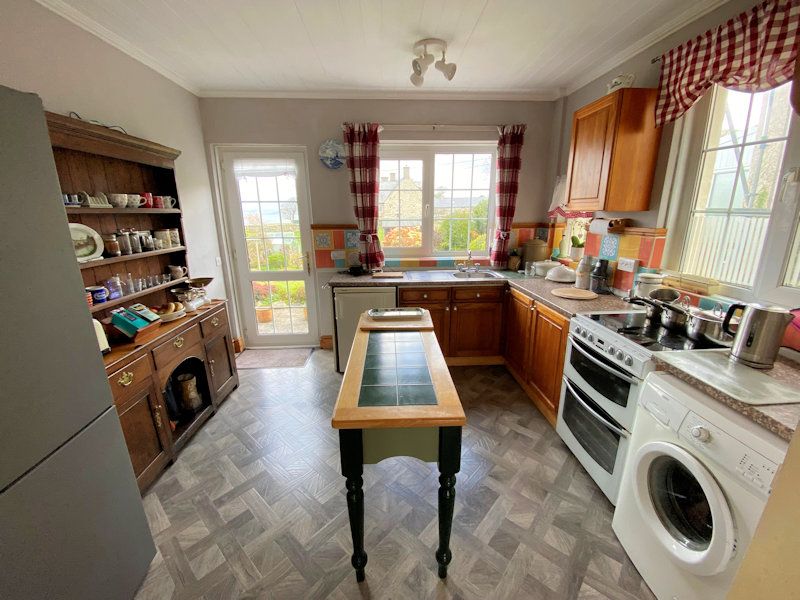 Property photo 3 of 24