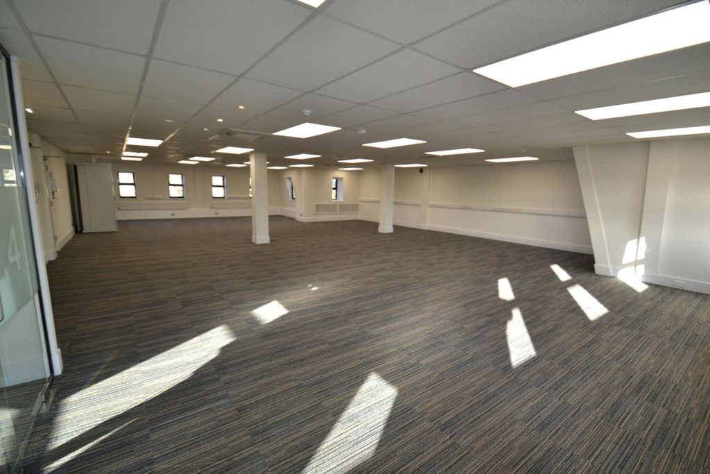 Property photo 2 of 2 Dsc_0472.Jpg