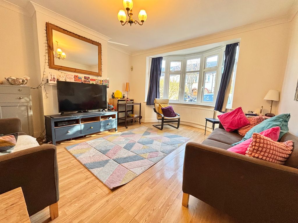 Property photo 2 of 11 Img_3358